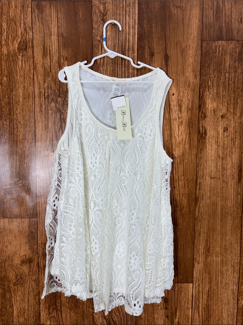 NWT Brittany Black White Lace Crochet Tank Top